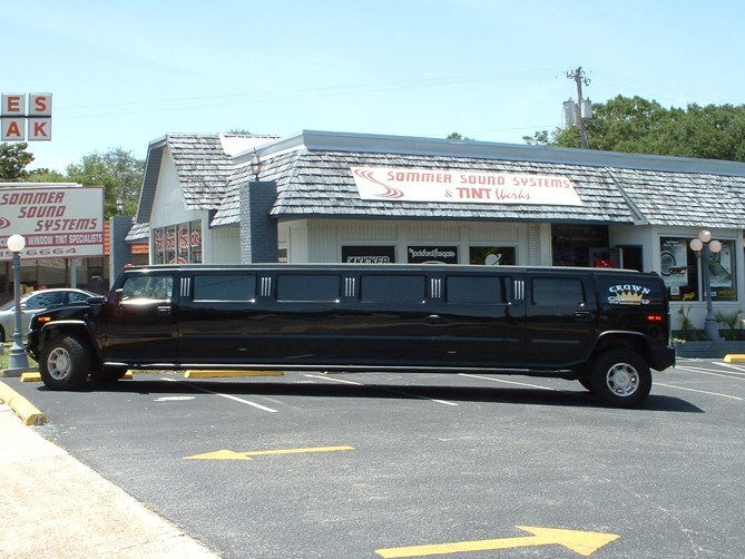 Image for 04 H2 Limo